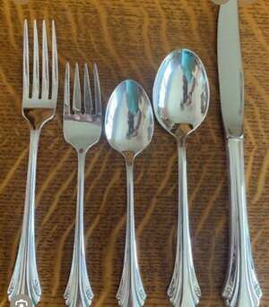 ONEIDA *ENCHANTMENT* SILVERPLATE FLATWARE COMMUNITY *You Choose Pieces - Choice